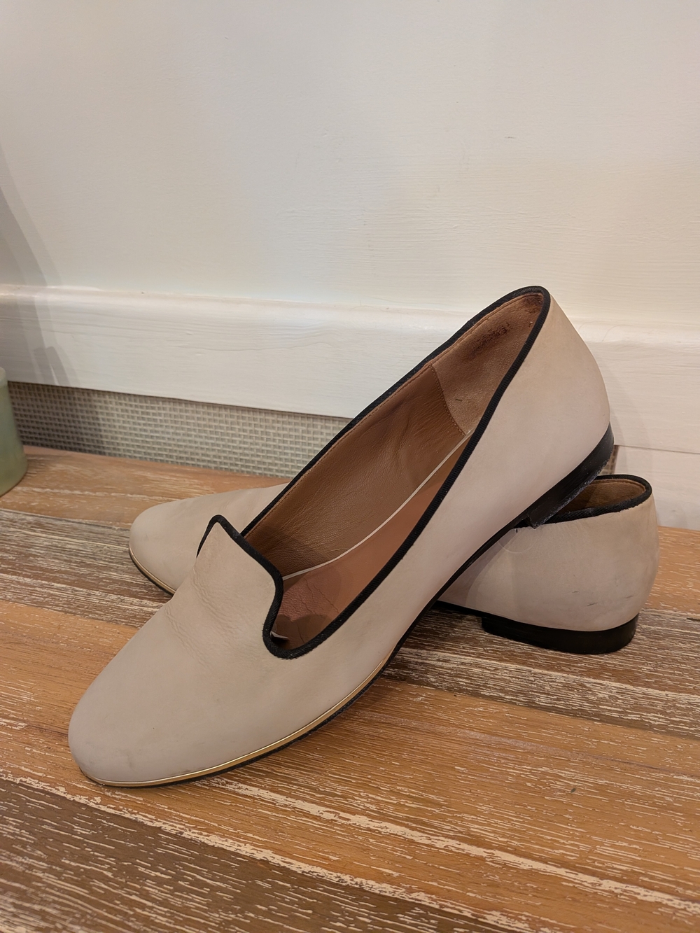 Givenchy Leather Flats. Loafers with Black Piping, Gold Trim. All leather 7.5